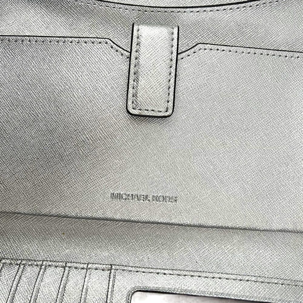 Michael Michael Kors multi-function phone wallet - image 6